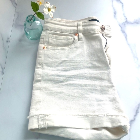 Sanctuary Denim Sidewalk Shorts White Cutoffs Size 27 - Picture 12 of 12